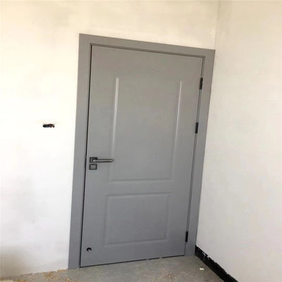 رنگ خاکستری با درب ورودی چوبی روکش دار آلومینیومی تک در قفل که برای خانه استفاده می شود
